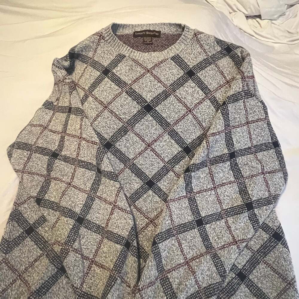 Liberty Sweaters Vintage Men's SIZE XL Sweater - Gray Red Navy Cotton Argyle